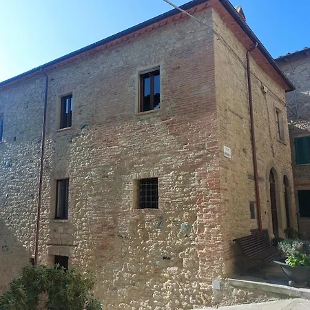 Tuscan Hilltop Getaway Prázdninový dům